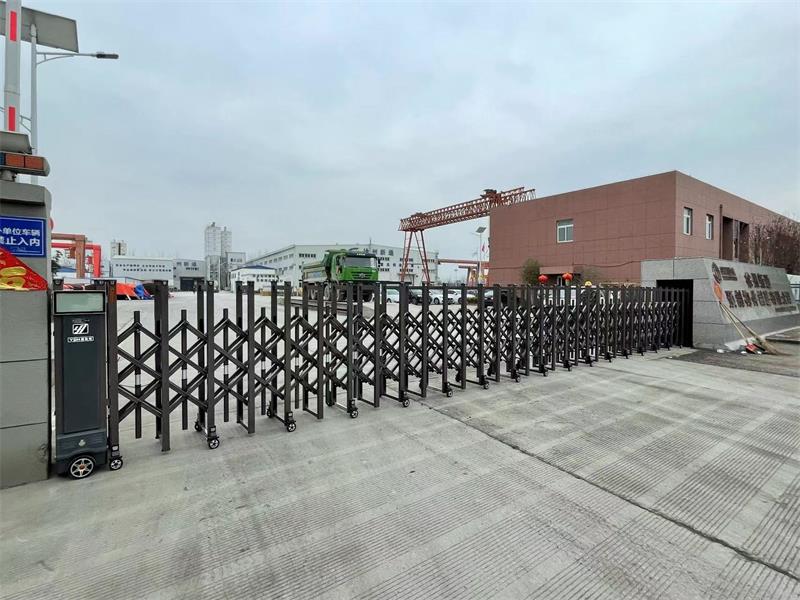 徐州新通预制构件制造公司电动伸缩门1.jpg