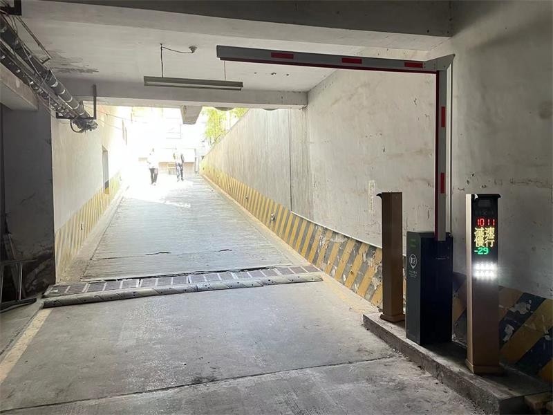 徐州饭店地下停车场车牌识别系统